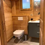 Chalet Karavi *